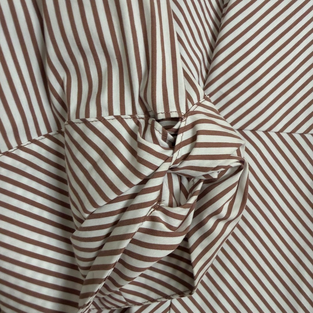 NWT Chico's Black Label Stripe Peplum Top Neutral Brown White Wrap Blouse Size 1 - Picture 4 of 7